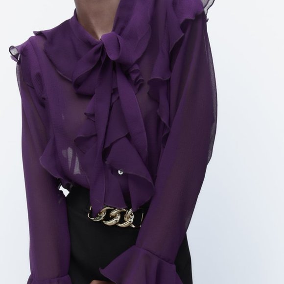 NWT PURPLE TIED BLOUSE WITH RUFFLES. - Picture 2 of 8